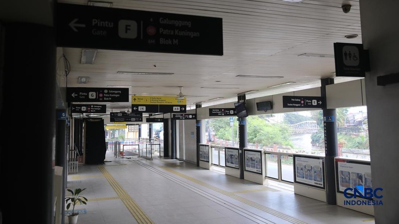 Halte bus TransJakarta Manggarai
