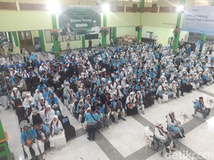 Jemaah Calon Haji Embarkasi Solo Dipulangkan Bertambah Jadi 38 Orang