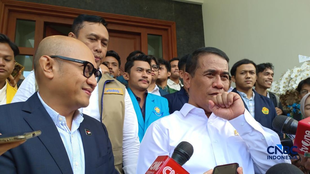 Amran Blak-blakan: MBG Tak Ada Hubungannya dengan Pemilu 2029!