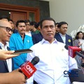 Menteri Pertanian/Kepala Bapanas, Amran Sulaiman menerima kunjungan 100 Badan Eksekutif Mahasiswa (BEM) dari seluruh Indonesia di kediaman pribadinya, Jakarta, Rabu (6/5/2026). (CNBC Indonesia/Martyasari Rizky)