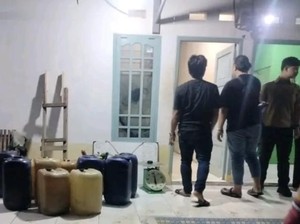 Polisi Amankan Ratusan Liter BBM Diduga Oplosan di Kontrakan Bengkulu