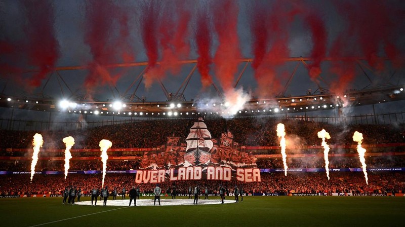 Soccer Football - UEFA Champions League - Semi Final - Second Leg - Arsenal v Atletico Madrid - Emirates Stadium, London, Britain - May 5, 2026
Arsenal fans display a tifo before the match REUTERS/Dylan Martinez     TPX IMAGES OF THE DAY