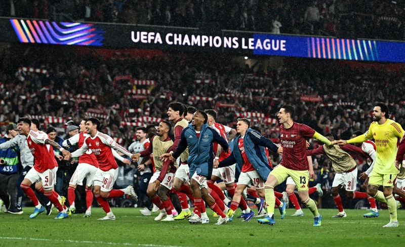 Soccer Football - UEFA Champions League - Semi Final - Second Leg - Arsenal v Atletico Madrid - Emirates Stadium, London, Britain - May 5, 2026
Arsenal fans display a tifo before the match REUTERS/Dylan Martinez     TPX IMAGES OF THE DAY