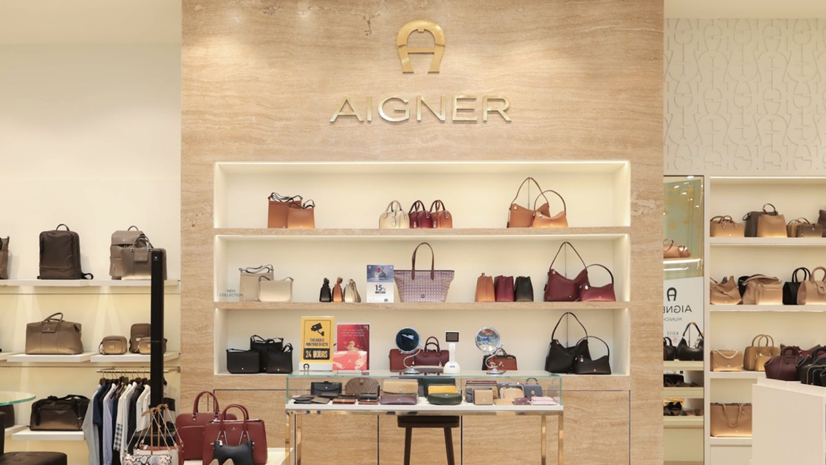 AIGNER Hadirkan New Collection di METRO Department Store PIM Jakarta