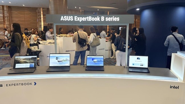 ASUS ExpertBook Ultra Jadi Laptop Bisnis Flagship Berteknologi AI