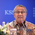 Gubernur Bank Indonesia, Perry Warjiyo menyampaikan pemaparan saat konferensi pers hasil rapat berkala KSSK tahun 2026 di Bank Indonesia, Jakarta, Kamis (7/5/2026). (CNBC Indonesia/Faisal Rahman)