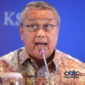 Gubernur Bank Indonesia, Perry Warjiyo menyampaikan pemaparan saat konferensi pers hasil rapat berkala KSSK tahun 2026 di Bank Indonesia, Jakarta, Kamis (7/5/2026). (CNBC Indonesia/Faisal Rahman)