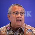 Gubernur Bank Indonesia, Perry Warjiyo menyampaikan pemaparan saat konferensi pers hasil rapat berkala KSSK tahun 2026 di Bank Indonesia, Jakarta, Kamis (7/5/2026). (CNBC Indonesia/Faisal Rahman)