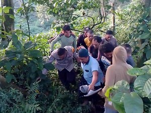 XL7 Terjun ke Jurang 15 Meter di Jalur Gumitir Jember