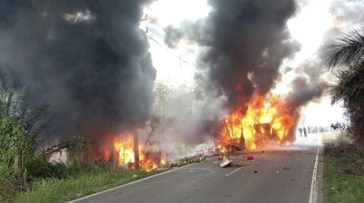 Izin Bus Tabrakan Maut dengan Truk Tangki Sudah Kedaluwarsa, 16 Tewas