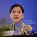 Ketua Dewan Komisioner OJK, Friderica Widyasari Dewi menyampaikan pemaparan saat konferensi pers hasil rapat berkala KSSK tahun 2026 di Bank Indonesia, Jakarta, Kamis (7/5/2026). (CNBC Indonesia/Faisal Rahman)