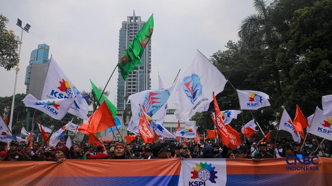 Alarm! 9.000 Orang Bakal Kena Badai PHK Massal 3 Bulan ke Depan