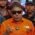 Presiden KPSI, Said Iqbal menyampaikan keterangan saat unjuk rasa di depan kantor Kementerian Ketenagakerjaan RI, Jakarta, Kamis (7/5/2026). (CNBC Indonesia/Faisal Rahman)