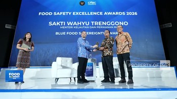Sakti Wahyu Trenggono Raih Blue Food Sovereignty Award