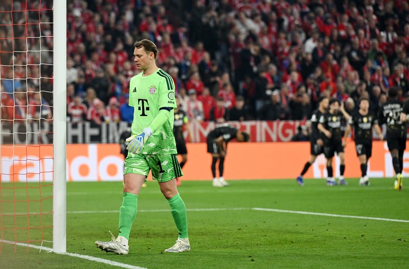 Soccer Football - UEFA Champions League - Semi Final - Second Leg - Bayern Munich v Paris St Germain - Allianz Arena, Munich, Germany - May 6, 2026 Paris St Germain's Fabian Ruiz with teammates celebrate after reaching the UEFA Champions League final REUTERS/Angelika Warmuth