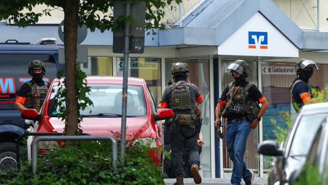 Tegang! Penyanderaan Bank di Jerman, Polisi Kepung Lokasi