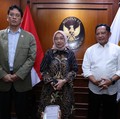 Menteri Keuangan Purbaya Yudhi Sadewa (kiri) (dok Humas Kementerian PANRB)