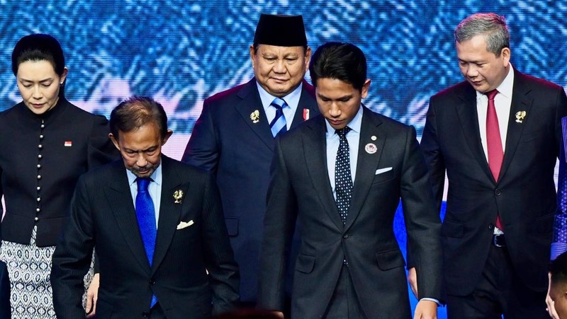 Presiden Prabowo Hadiri Upacara Pembukaan KTT ke-48 ASEAN, Perkuat Soliditas Kawasan di Tengah Tantangan Global. (Cahyo - Biro Pers, Media, dan Informasi Sekretariat Presiden)