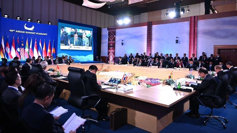 Presiden Prabowo Subianto mendorong negara-negara ASEAN mempercepat diversifikasi energi di tengah meningkatnya ketidakpastian global saat sesi pleno KTT ke-48 ASEAN di Cebu, Jumat (8/5/2026).