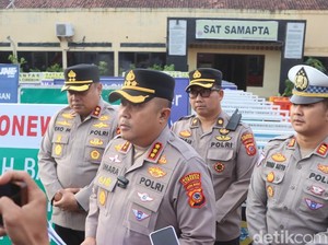 Polisi Larang Nobar Persija Vs Persib di Cirebon: Nekat, Kami Bubarkan!