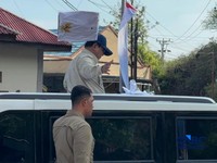 Presiden Prabowo Subianto tiba di Kampung Nelayan Merah Putih (KMNP) Leato Selatan di Gorontalo, Sabtu (9/5/2026). (CNBC Indonesia/Emir Yanwardhana)