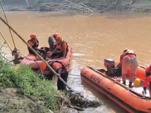 Balita di Lebak Hilang Terseret Arus Sungai Cisimeut, Tim SAR Turun Tangan