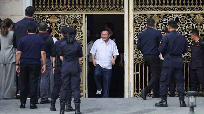Bebas Bersyarat, Detik-Detik Thaksin Shinawatra Keluar dari Penjara