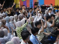 Offboarding MagangHub Kemnaker Batch 2 Transmedia di Auditorium Studio 1 Gedung Transmedia, Jakarta, Senin (11/5/2026). (CNBC Indonesia/Faisal Rahman)