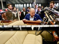Pemilikan limosin Aurus Senat oleh KDYMM SPB Yang di Pertuan Agong Sultan Ibrahim disifatkan sebagai satu penghormatan istimewa melambangkan hubungan erat serta persahabatan kukuh antara Malaysia dan Persekutuan Rusia, Senin (11/5/2026). (Tangkapan l