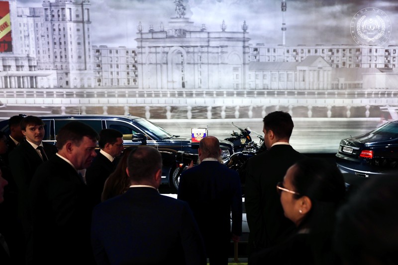 Pemilikan limosin Aurus Senat oleh KDYMM SPB Yang di Pertuan Agong Sultan Ibrahim disifatkan sebagai satu penghormatan istimewa melambangkan hubungan erat serta persahabatan kukuh antara Malaysia dan Persekutuan Rusia, Senin (11/5/2026). (Tangkapan layar officialsultanibrahim)