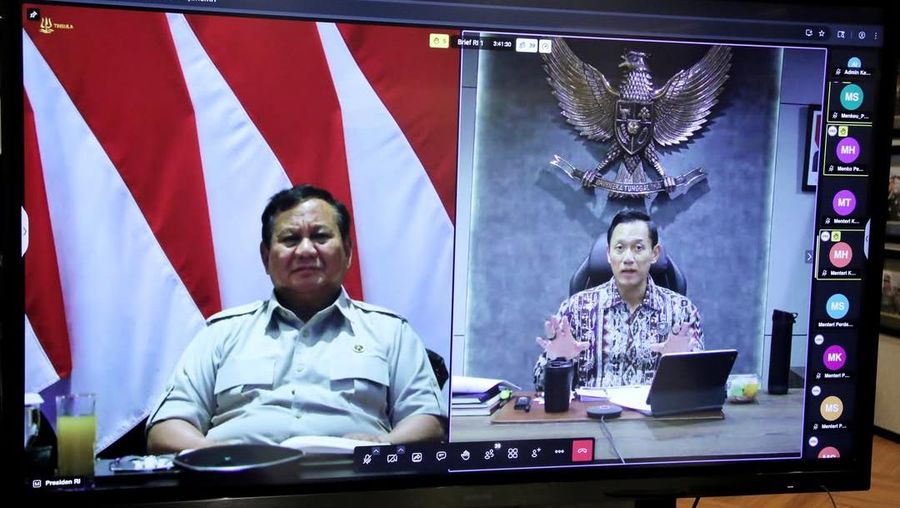 Foto: Menteri Koordinator Bidang Infrastruktur dan Pembangunan Kewilayahan Agus Harimurti Yudhono (AHY) mengikuti Rapat Terbatas Kabinet Merah Putih yang dipimpin langsung oleh Presiden Prabowo Subianto, Senin (11/5/2026) sore. (Instagram/agusyudhoyo