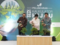 Peluncuran Kalkulator Hijau Versi 2 di Bank Indonesia (BI), Jakarta (12/5/2026). Kalkulator Hijau versi 2 diharapkan membantu pelaku usaha dan lembaga keuangan menghitung emisi karbon secara lebih akurat dan konsisten sebagai dasar pelaporan keberlan