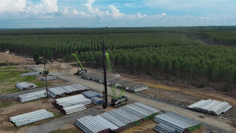 Proyek Tol Betung–Jambi Seksi 2A dan 2B.