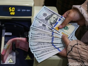 Dolar AS Hari Ini Menguat ke Rp 17.646