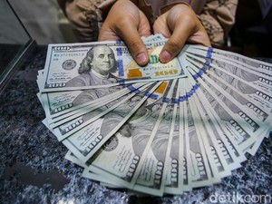 Rupiah Loyo, Barang-barang Ini Bisa Mahal hingga ke Desa