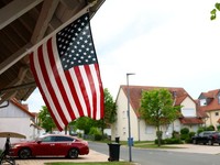 Bendera Amerika Serikat berkibar di AS. (IMAGN IMAGES via Reuters Connect/Bob DeChiara)