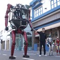 GD01merupakan robot mecha transformable berawak pertama di dunia yang siap diproduksi. (Tangkapan Layar Youtube/Unitree Robotics)