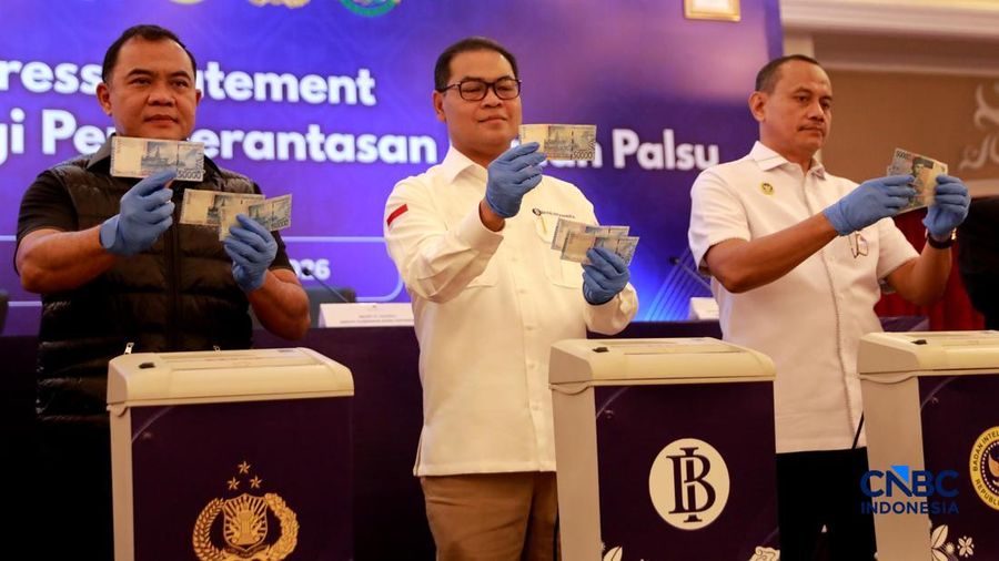Konferensi Pers Pemusnahan Rupiah Palsu Hasil Klarifikasi Bank Indonesia di Gedung Kebun Sirih lt. 6, Kompleks Kantor Pusat BI, Jakarta, Rabu, (13/5/2026).