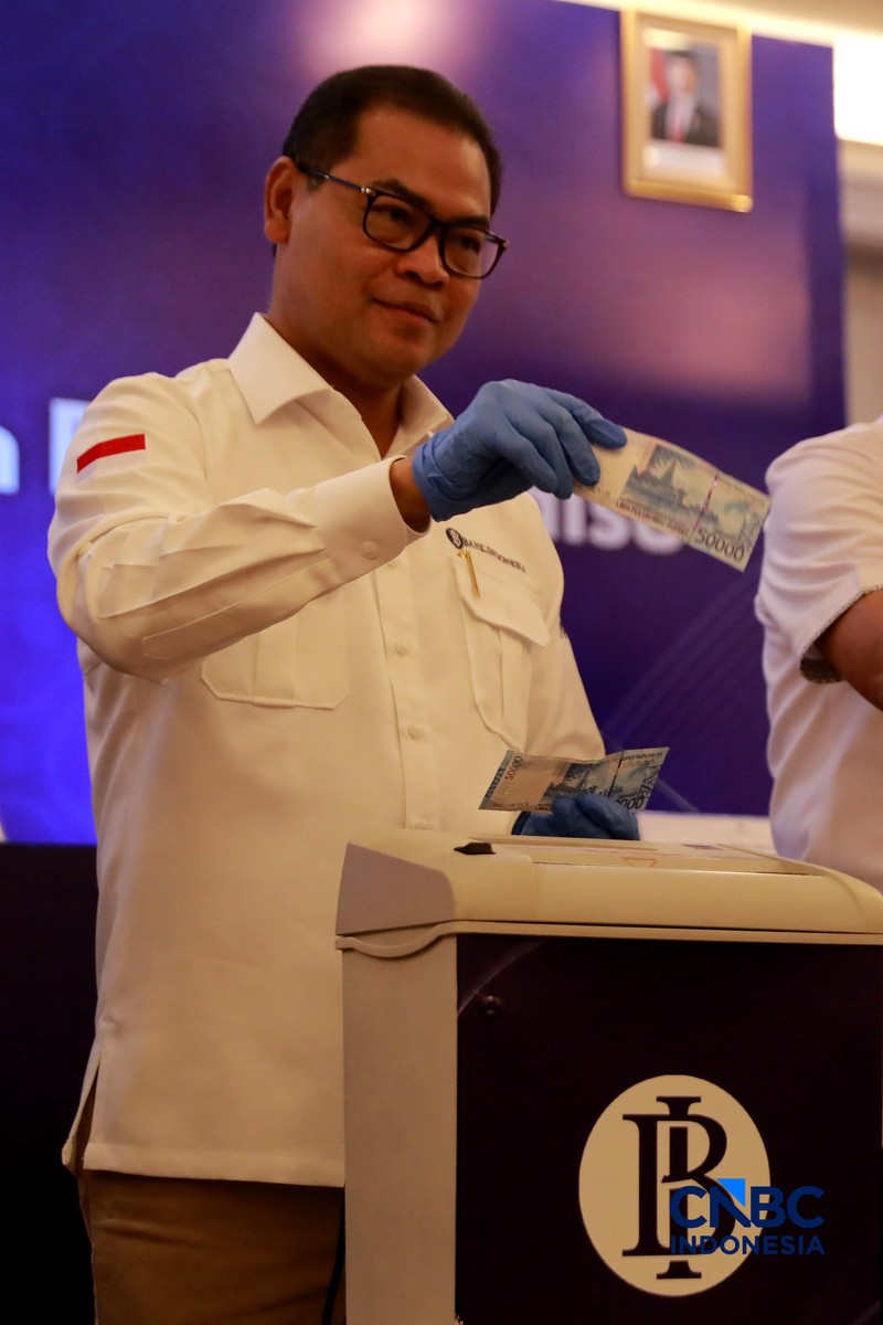 Konferensi Pers Pemusnahan Rupiah Palsu Hasil Klarifikasi Bank Indonesia di Gedung Kebun Sirih lt. 6, Kompleks Kantor Pusat BI, Jakarta, Rabu, (13/5/2026). (CNBC Indonesia/Muhammad Sabki)