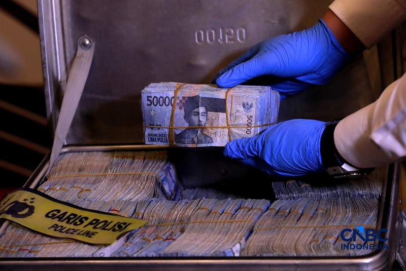 Konferensi Pers Pemusnahan Rupiah Palsu Hasil Klarifikasi Bank Indonesia di Gedung Kebun Sirih lt. 6, Kompleks Kantor Pusat BI, Jakarta, Rabu, (13/5/2026). (CNBC Indonesia/Muhammad Sabki)