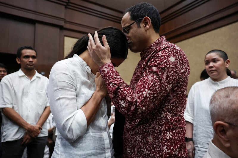Mantan Menteri Pendidikan, Kebudayaan, Riset, dan Teknologi Nadiem Anwar Makarim dituntut hukuman 18 tahun penjara saat sidang lanjutan di Pengadilan Tipikor, Jakarta, Rabu (13/5/2026). Jaksa menyakini Nadiem bersalah dalam kasus dugaan tindak pidana korupsi pengadaan laptop Chromebook dan Chrome Device Management (CDM). (REUTERS/Willy Kurniawan)