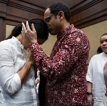 Mantan Menteri Pendidikan, Kebudayaan, Riset, dan Teknologi Nadiem Anwar Makarim dituntut hukuman 18 tahun penjara.
