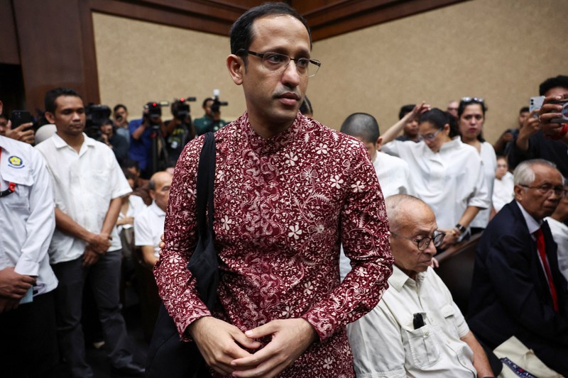 Mantan Menteri Pendidikan, Kebudayaan, Riset, dan Teknologi Nadiem Anwar Makarim dituntut hukuman 18 tahun penjara saat sidang lanjutan di Pengadilan Tipikor, Jakarta, Rabu (13/5/2026). Jaksa menyakini Nadiem bersalah dalam kasus dugaan tindak pidana korupsi pengadaan laptop Chromebook dan Chrome Device Management (CDM). (REUTERS/Willy Kurniawan)