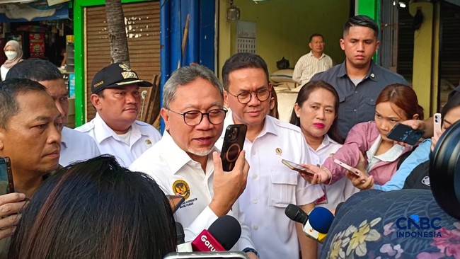 Zulhas Mendadak Telepon Bos BGN saat Sidak di Pasar Palmerah, Ada Apa?
