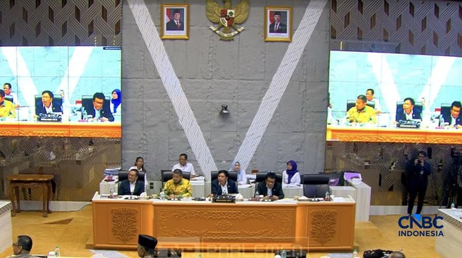 Menhub Batal Hadir, Raker DPR Soal Tabrakan Argo Bromo Vs KRL Ditunda