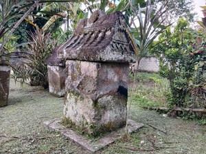 Waruga Bukan Sekadar Kubur Batu, tapi Destinasi Favorit Bule-bule