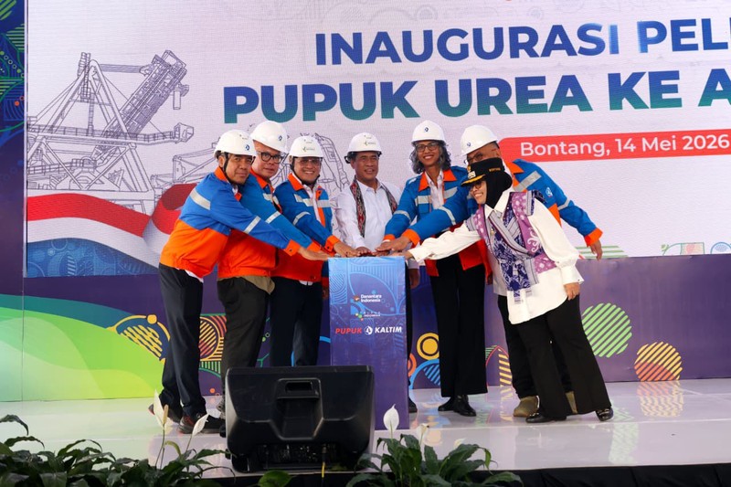 Menteri Pertanian Andi Amran Sulaiman melepas ekspor 47.250 ton pupuk urea produksi PT Pupuk Indonesia melalui PT Pupuk Kalimantan Timur di Pelabuhan Bontang, Kalimantan Timur, Rabu (14/5/2026). (Dok. Kementan)
