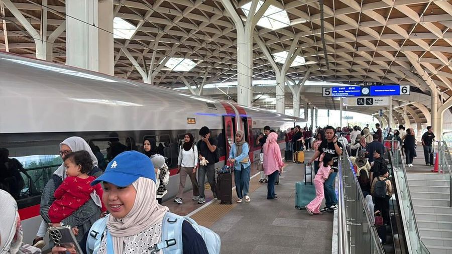Penumpang Kereta Cepat Whoosh mulai padati Stasiun Halim, Jakarta, Kamis (14/5/2026). (Dok. KCIC)