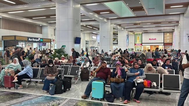 Dolar AS-Harga BBM Minggir Dulu, Libur Panjang Warga RI Sibuk Tamasya