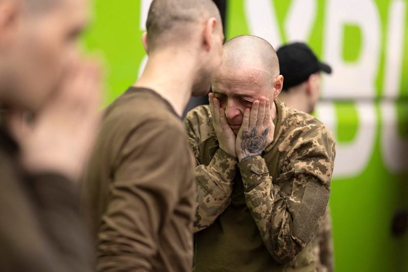 Otoritas Rusia dan Ukraina saling melakukan pertukaran tahanan terbaru pekan ini, Jumat (15/5/2026). Total 40 tentara telah dibebaskan dalam pertukaran tahanan itu. REUTERS/Thomas Peter)